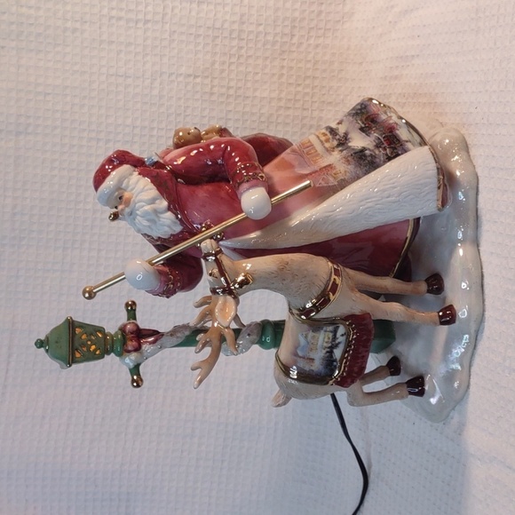 2003 Thomas Kinkade Victorian  Christmas Illuminated Sculpture - Picture 1 of 9